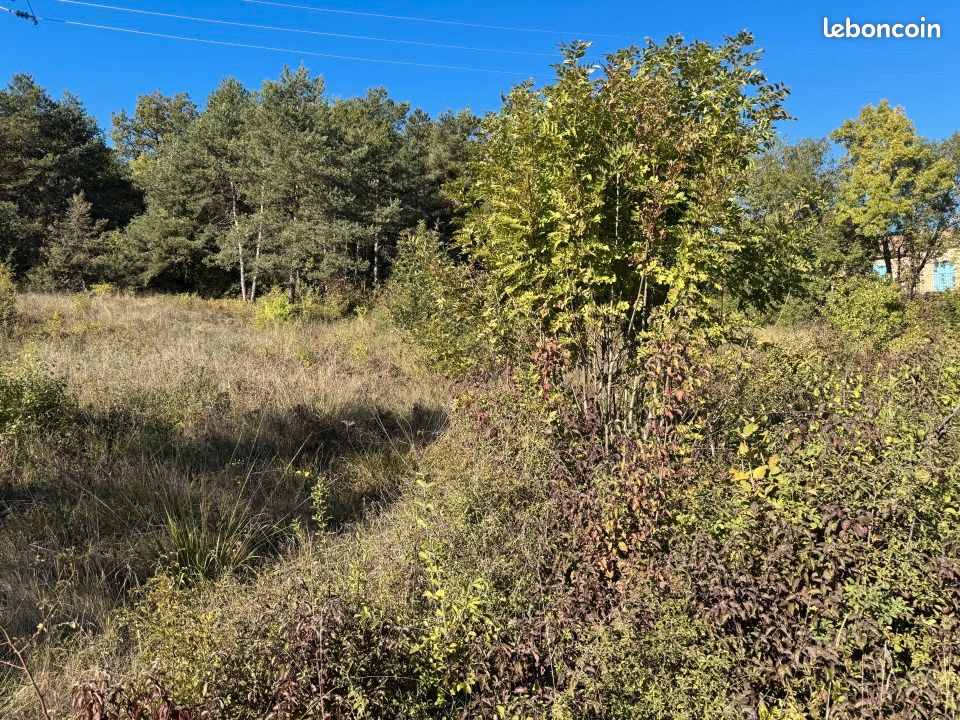 Terrain 3820 m² · à Fouillouse · 84 000 €