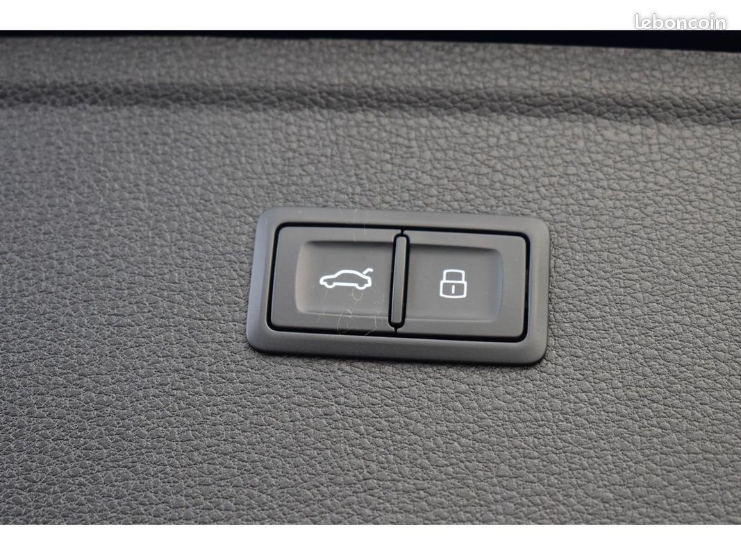 AUDI Q5 50 TFSIe 299 S tronic 7 Quattro S line (image 10)