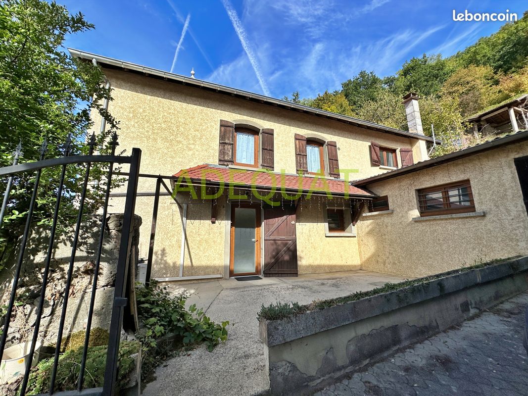 Maison 5 pièces 130 m² · à Saint-Victor-de-Cessieu · 130 m² · 269 000 €