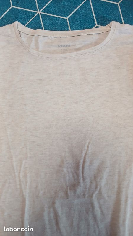 Lot 4 tee shirts (image 2)