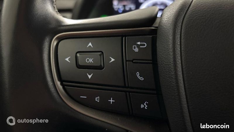 Lexus Ux 250h 2WD Pack Business Plus + Stage Hybrid Academy MY22 (image 25)