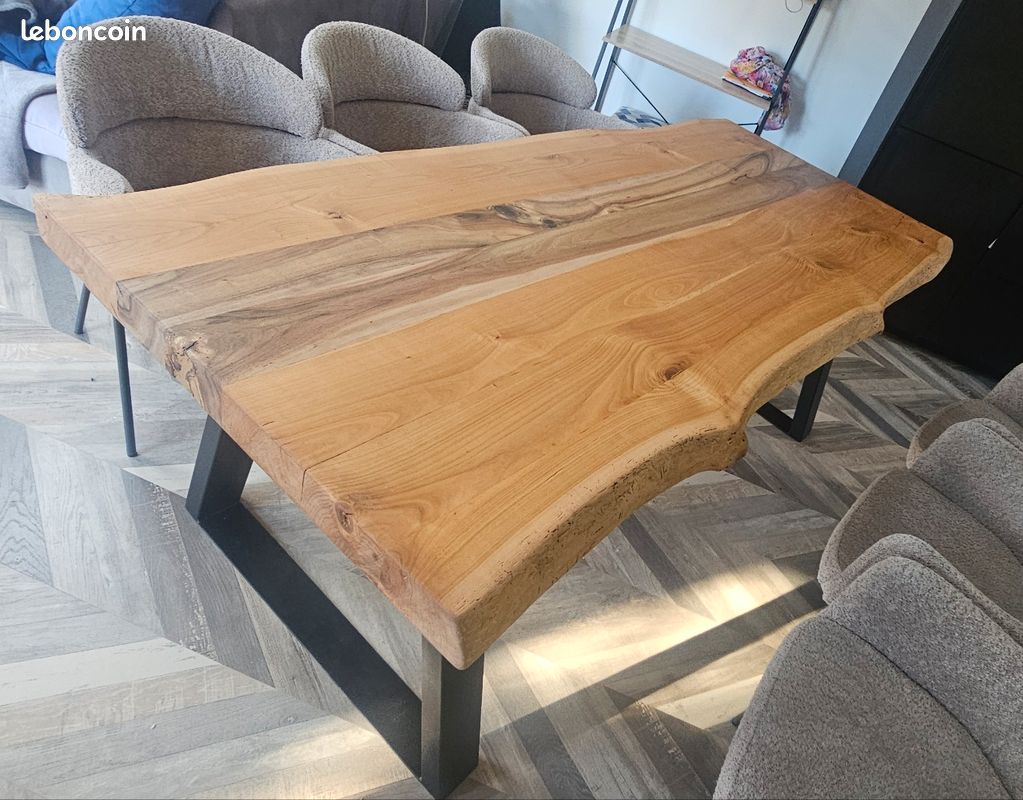 Table chêne massif 2,18 m - plateau épais 66 mm avec bords bruts 

900 (image 2)