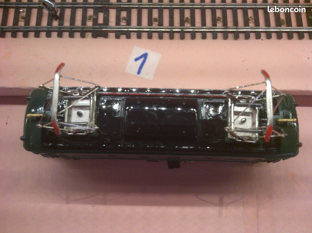 Locomotive électrique Hornby BB 8144 SNCF HO 2 Rails - Époque 3 Verte