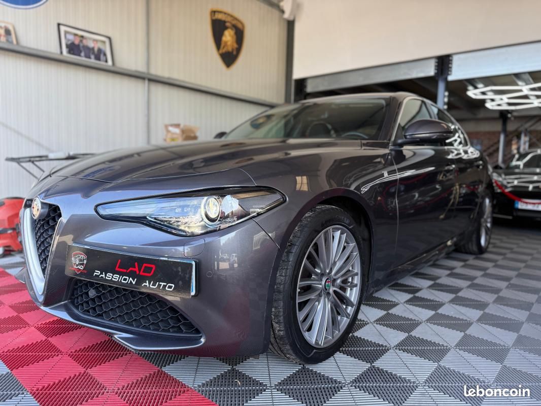 Alfa Romeo Giulia MY20 2.2 190 ch AT8 Ti (image 1)
