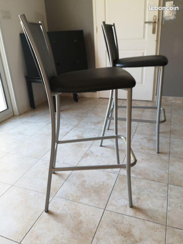 Vend 2 chaises haute (image 1)
