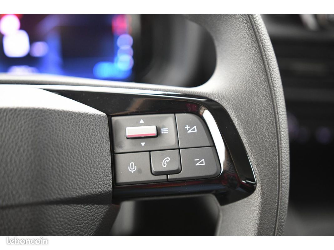 CITROEN BERLINGO Essence 110 ch M BVM6 Plus ADML/Caméra OR FRANCE (image 23)