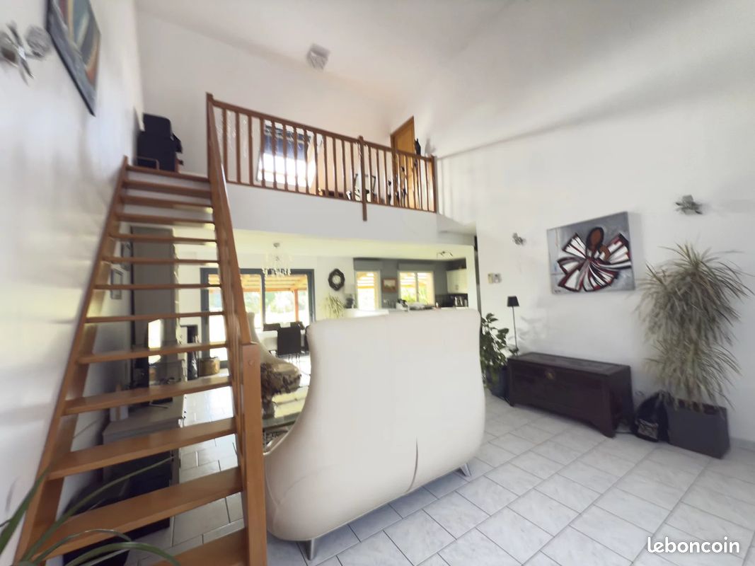 Maison 5 pièces 124 m² · à Château-l'Abbaye · 124 m² · 327 000 €