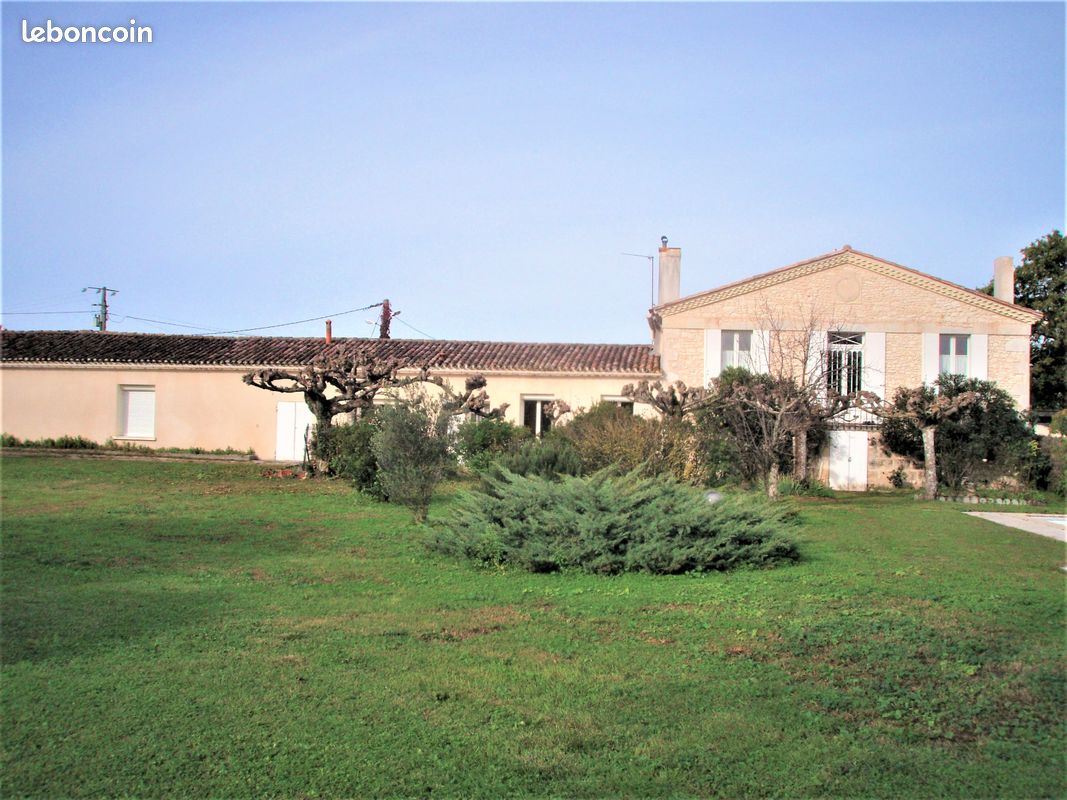 Maison 9 pièces 280 m² · à Bégadan · 280 m² · 318 000 €