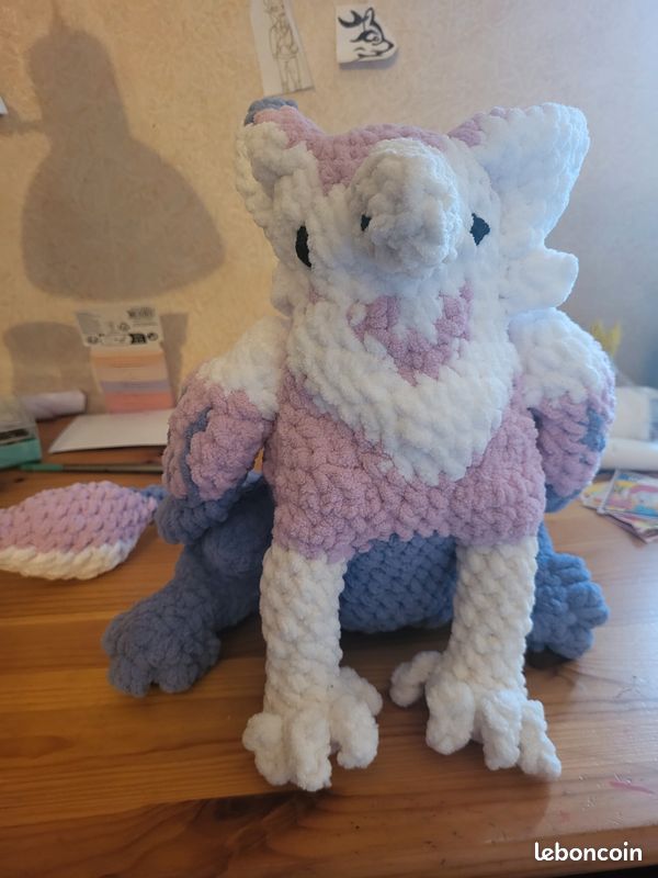 Peluche au crochet en forme d'aigle (image 1)