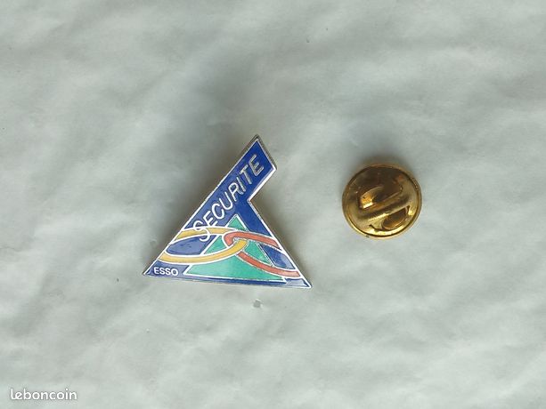 Lot de 7 pin's Vintage - Thème Auto & Pétrole (Esso, Peugeot, Igol) - Collection