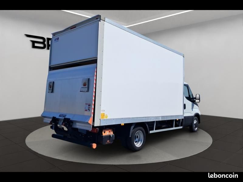 Iveco Daily CCb Iveco Daily CCb 35-160H / 3.0 160CH / CAISSE & HAYON / 35C16 / 2024 / (image 5)