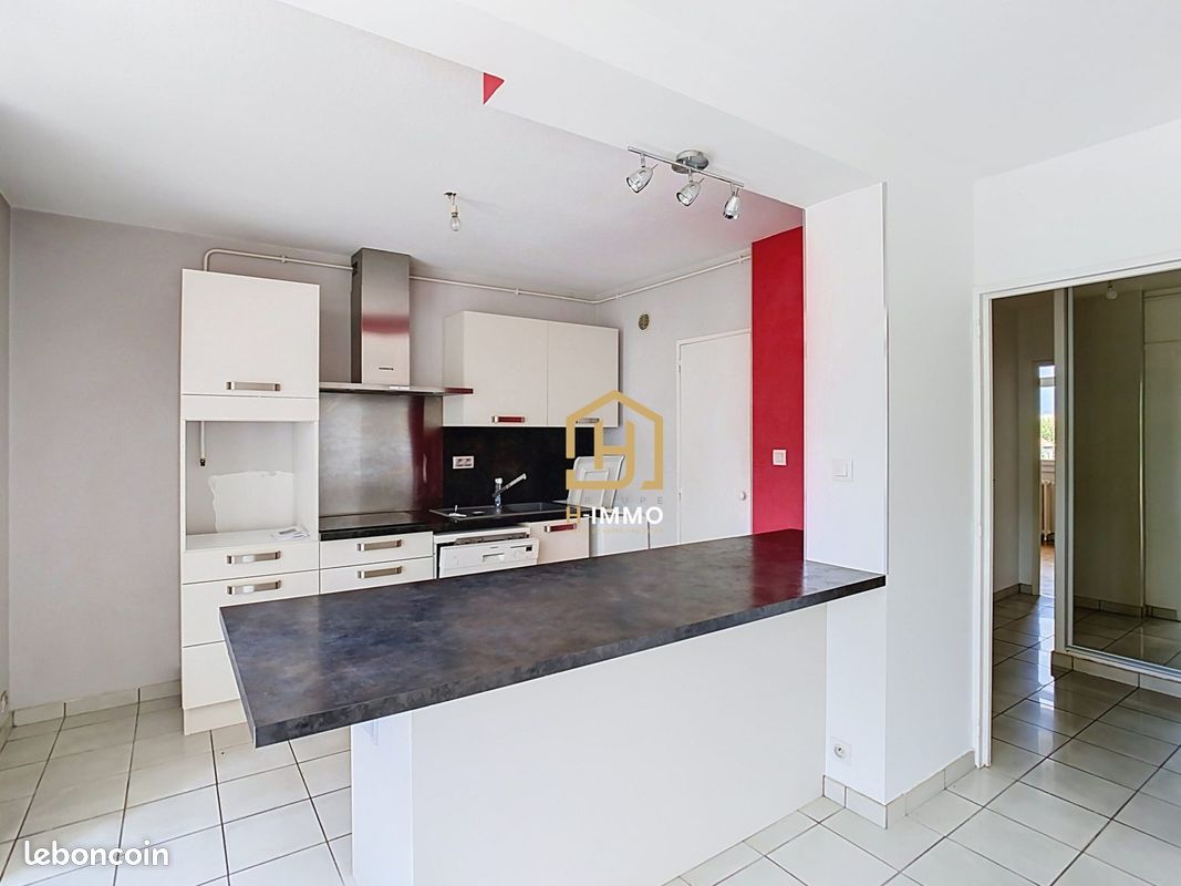 Appartement 4 pièces 70 m² · à Seyssinet-Pariset · 70 m² · 1 050 €