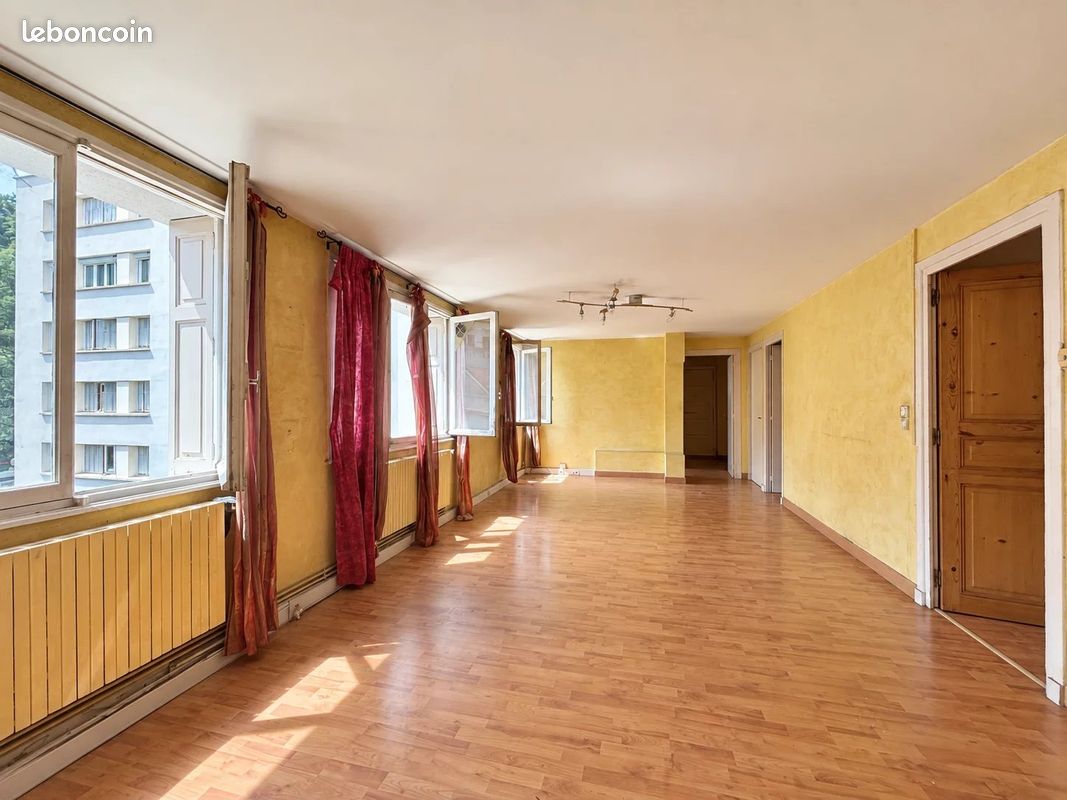 Appartement 4 pièces 73 m² · à Saint-Étienne · 73 m² · 69 900 €