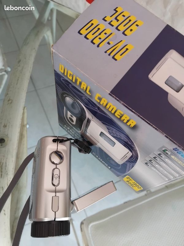 Camera 300k (image 3)