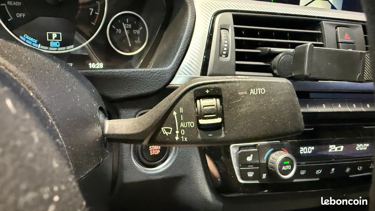 BMW Série 330e 252ch M Sport - Stage 2 - Éthanol - Suivi complet - Caméras 360 - Toit ouvrant - Harman Kardon - Apple CarPlay - Affichage tête haute - 390 ch (image 32)