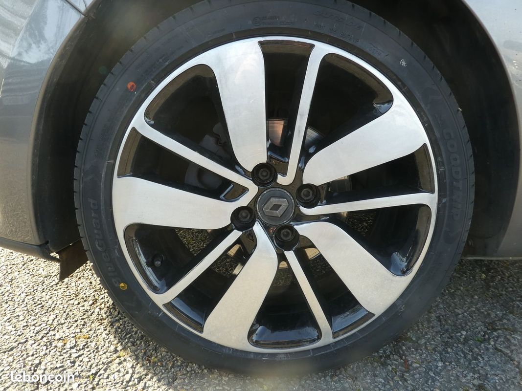 Renault CLIO IV 1.5 DCI 90CH ENERGY ICONIC EURO6 2015 (image 13)