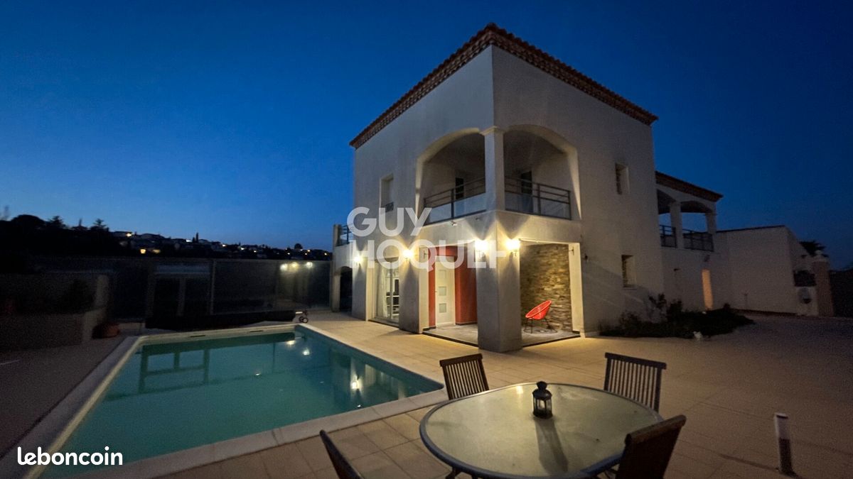 Maison 8 pièces 163 m² · à Juvignac · 163 m² · 649 000 €