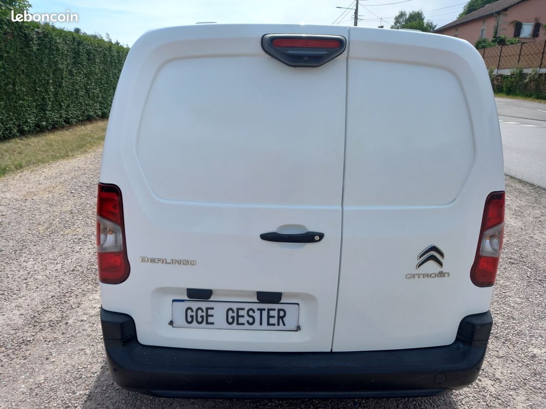 Citroen berlingo ste 1.5 bluehdi 100 driver gps camera 2 places 35677 kms garantie 12 mois partout en france (image 5)