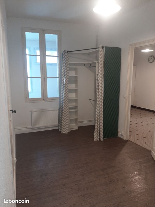 T2 50 m2, Cour/Parking privative - Bordeaux 33000 Centre (image principale 4)