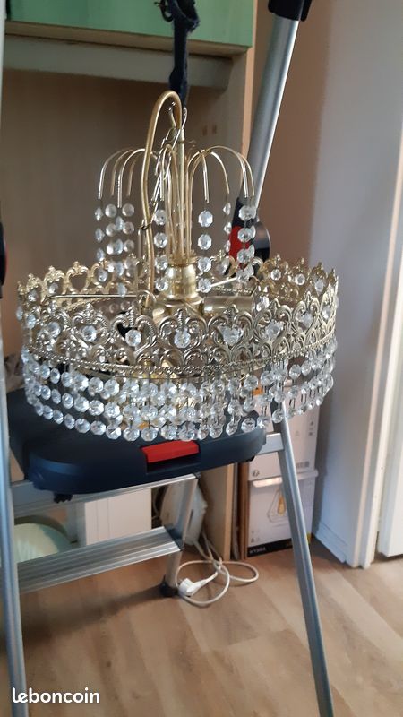 Av 4 luminaires et autres (image 1)