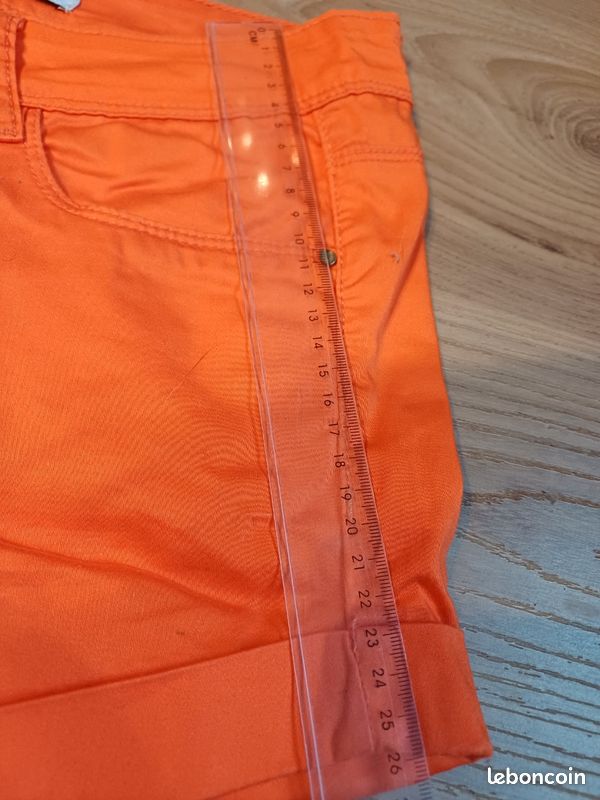 Short femme taille 40 marque Display (image 4)