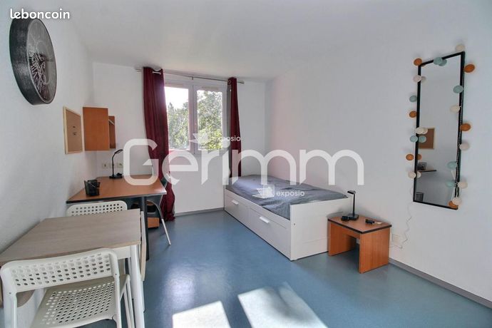 Studio 1 pièce 18 m²