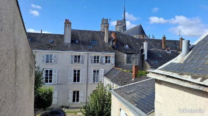 Appartement 3 pièces 87 m² · à Orléans · 87 m² · 810 €/mois
