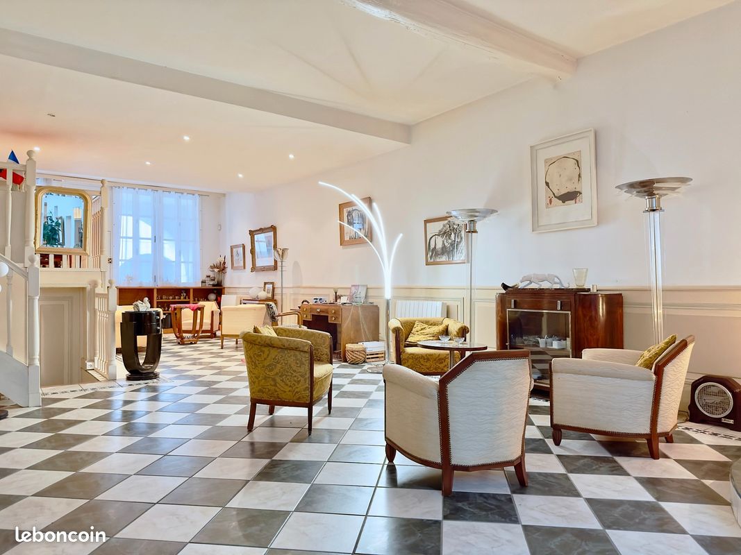 Appartement 4 pièces 122 m² · à La Rochelle · 122 m² · 598 000 €