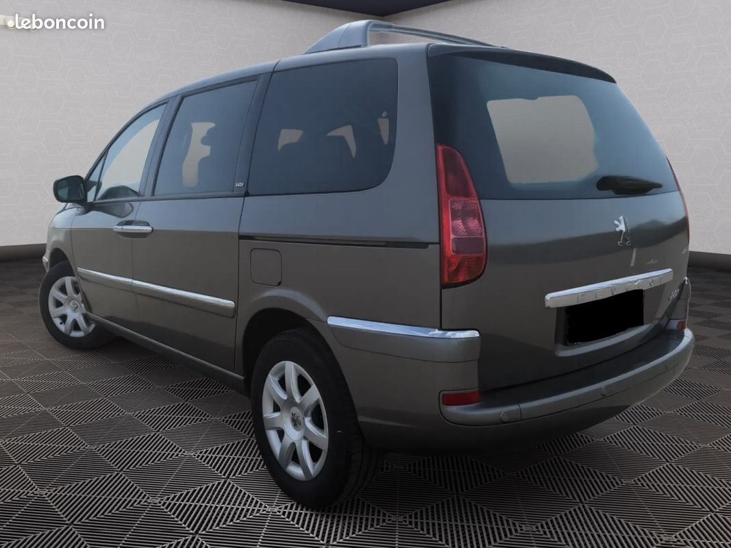 Peugeot 807 2.0 HDi 163ch Premium 8 Places Xenon Webasto (image 4)