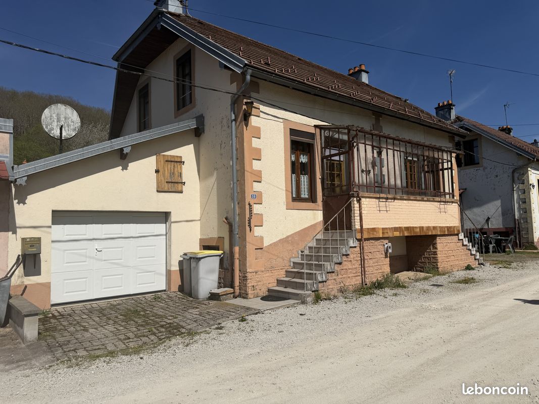 Maison 6 pièces 95 m² · à Belonchamp · 95 m² · 74 000 €