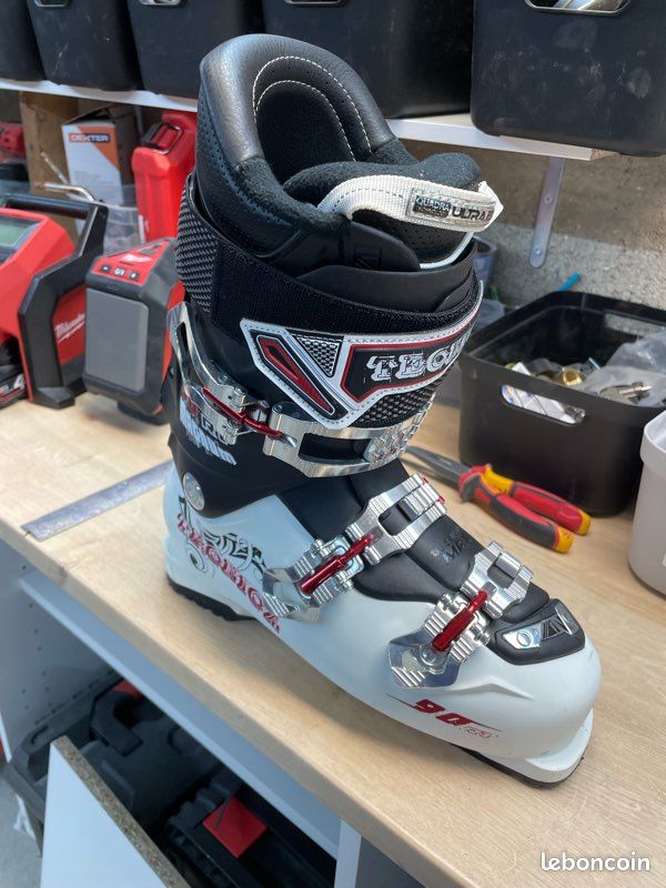 Botte de ski (image 1)