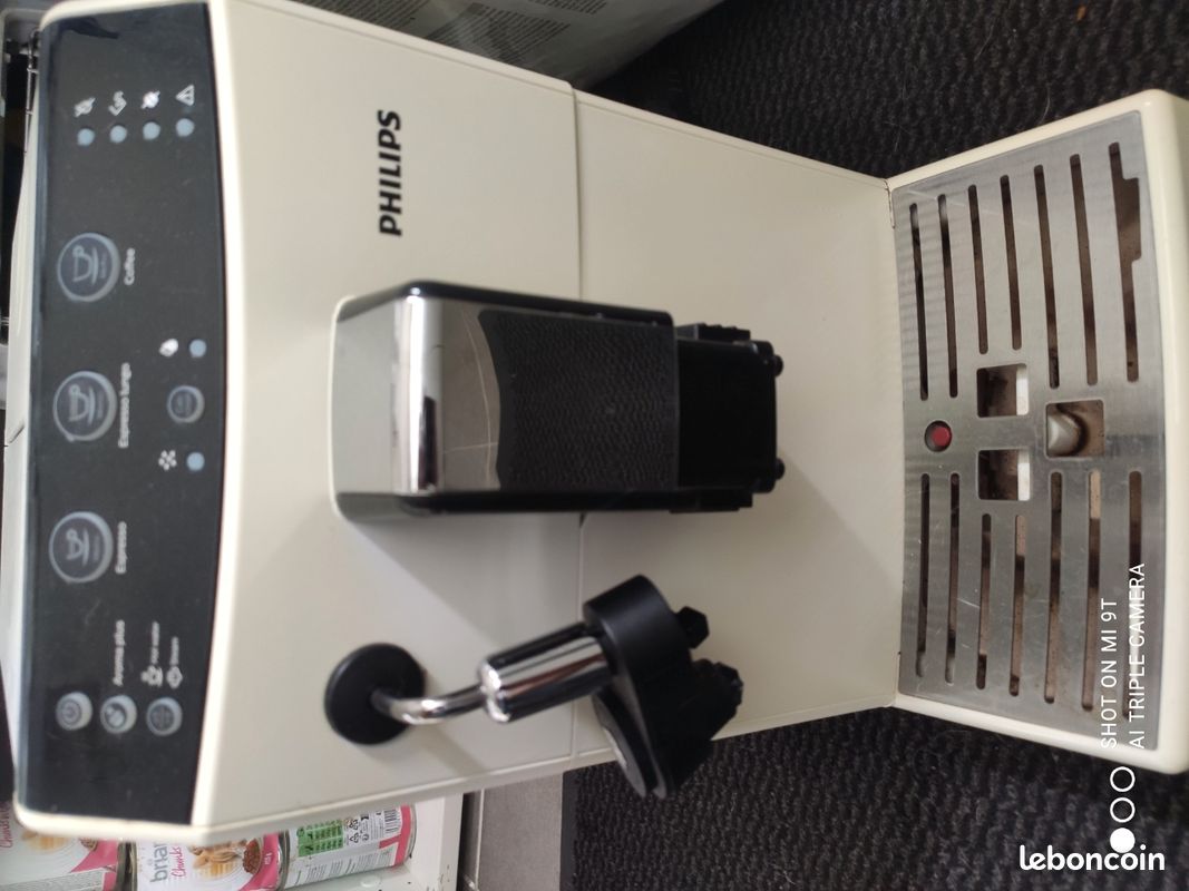 Cafetière a grain Phillips blanche (image 1)