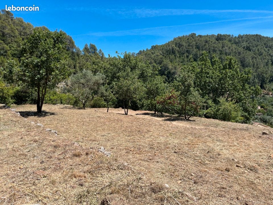 Terrain 763 m² Sollies Pont · à Solliès-Pont · 249 000 €