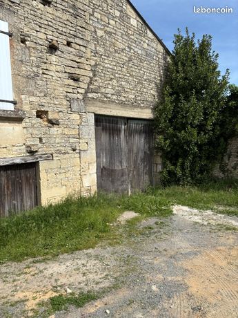 Garage 100m2 + courette