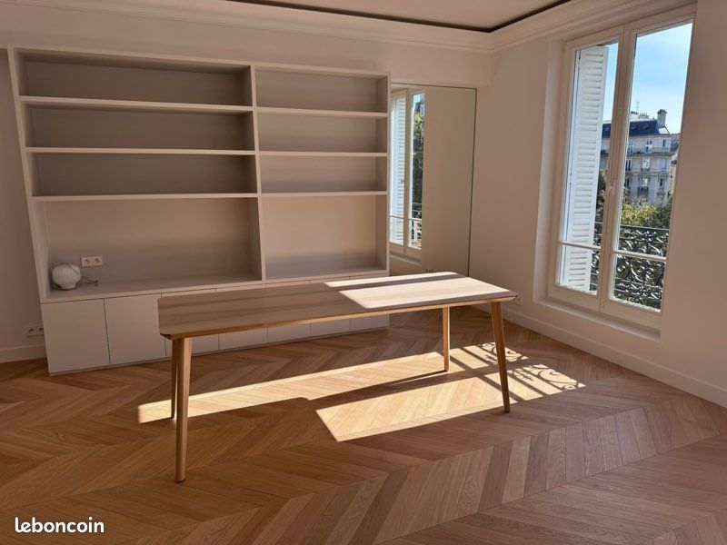 Table LISABO IKEA (image 1)