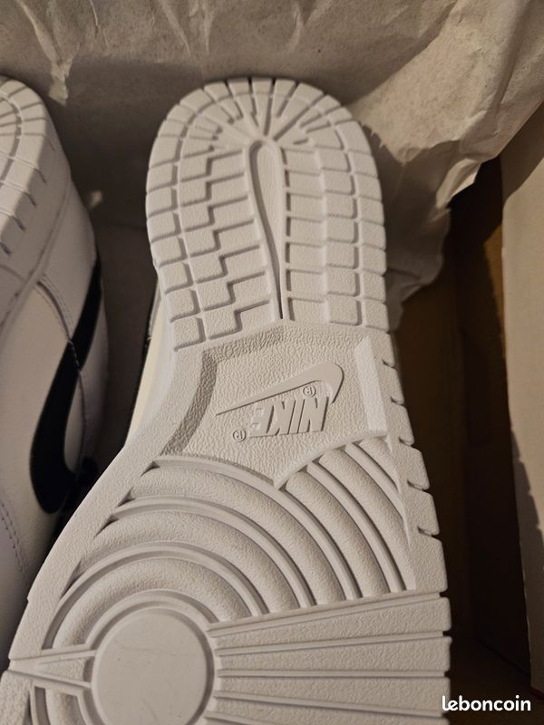 Nike Dunk low retro Reverse Panda -- Pointure 43 (image 4)