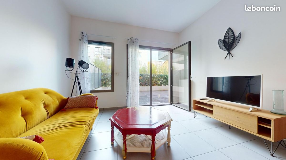 Appartement a louer villefranche-sur-saone - 2 pièce(s) - 49 m2 - Surfyn