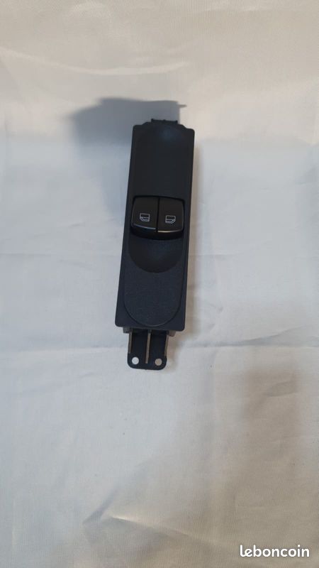 Raamschakelaar voor Mercedes Vito en Viano W639 - OEM Nummer A6395450913 - 6395451013 - Breda Parts Company