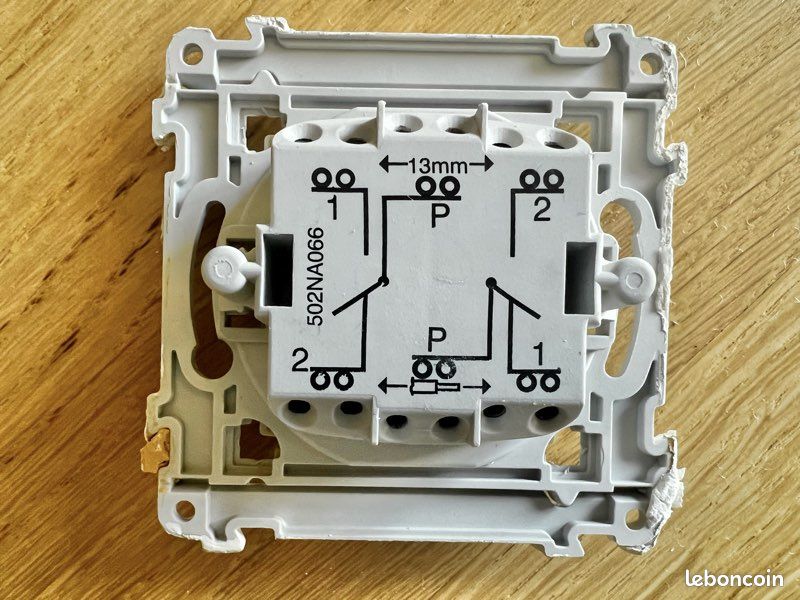 Interrupteur Double Va-et-vient + Inter – Alombard – Pour Installation électrique