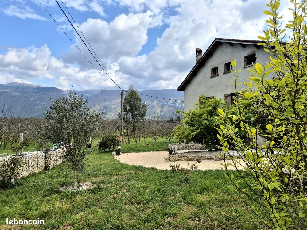 Maison 9 pièces 240 m² · à Têche · 240 m² · 330 000 €
