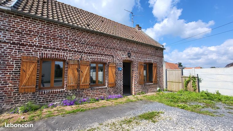 HASNON / Au coeur du village, beaucoup d'originalité pour cette flamande semi- indi