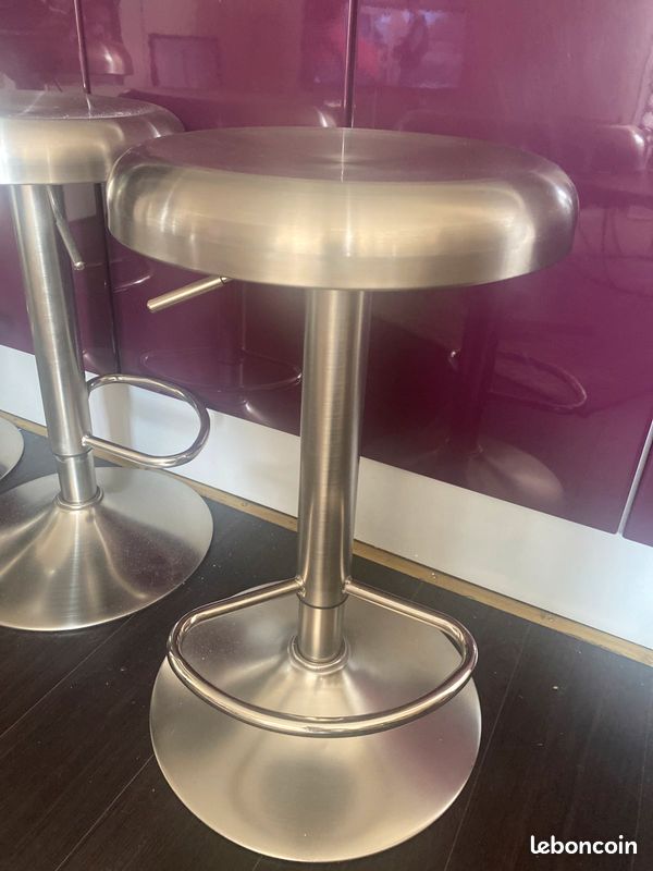 Chaises de bar (image 1)