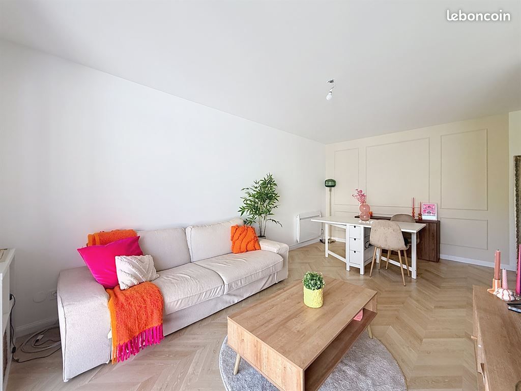 Appartement 2 pièces 56 m² · à Reims · 56 m² · 910 €