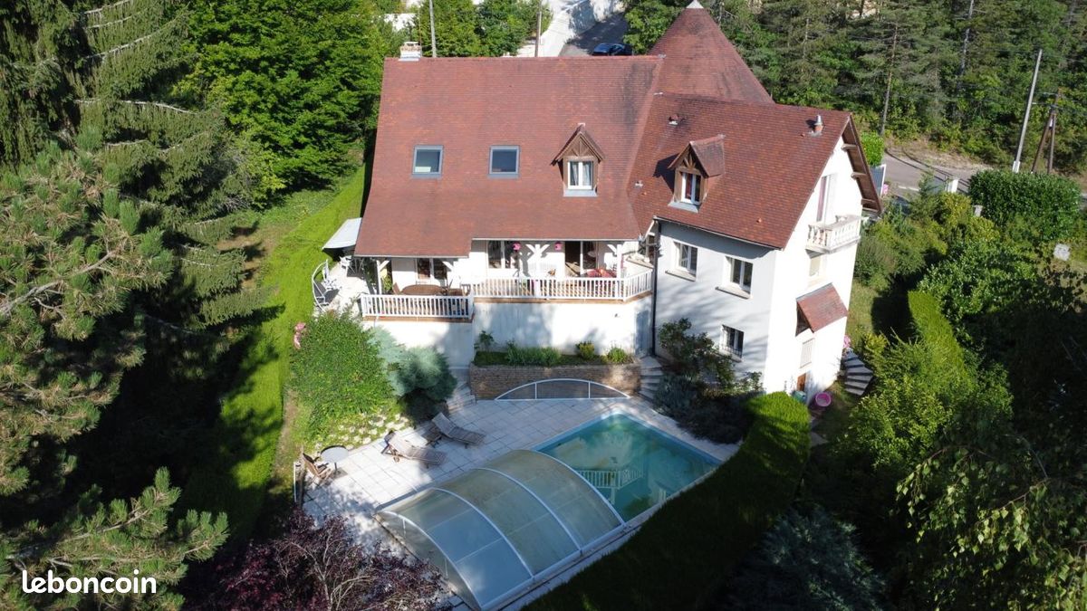 Maison 6 pièces 175 m² · à Velars-sur-Ouche · 175 m² · 550 000 €