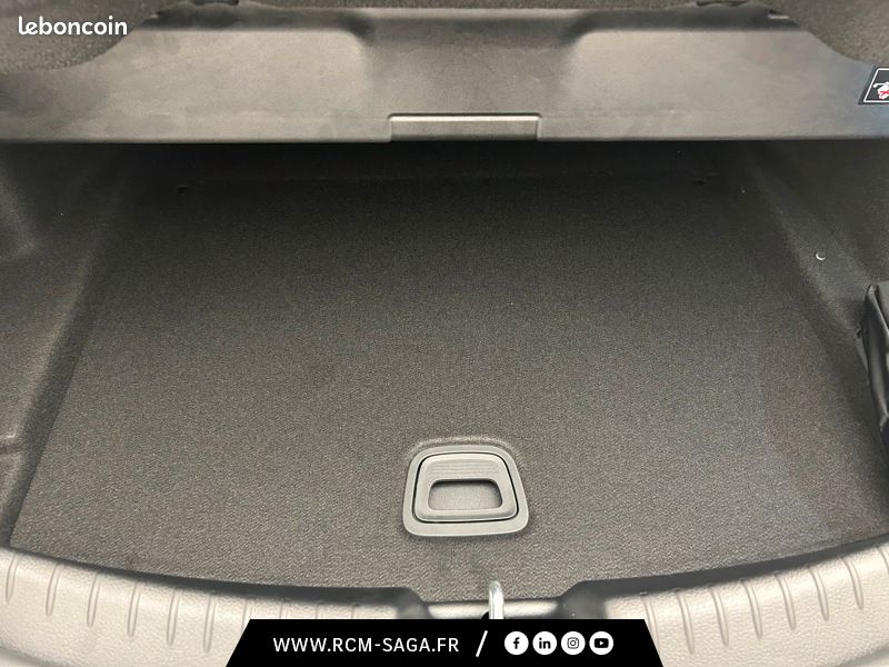Mercedes CLE Cabriolet 220 d AMG Line C (image 17)