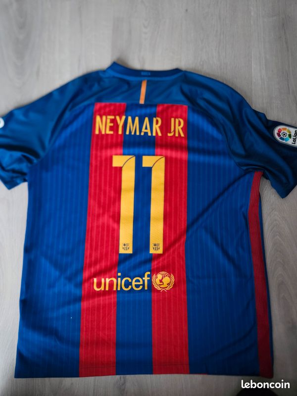 FC Barcelone T-Shirt Barca - Collection Officielle Taille Enfant 10 Ans