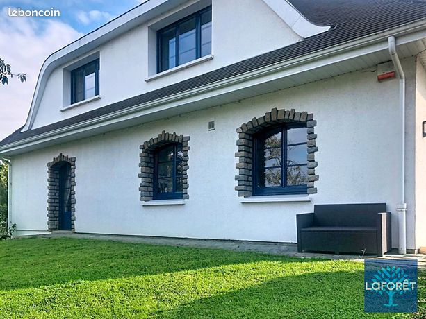 Maison 8 pièces 250 m²