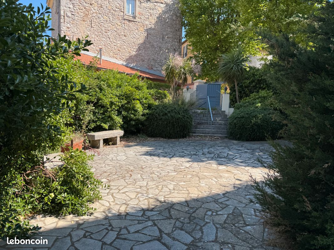 Appartement 5 pièces 113 m² · à La Turbie · 113 m² · 450 000 €