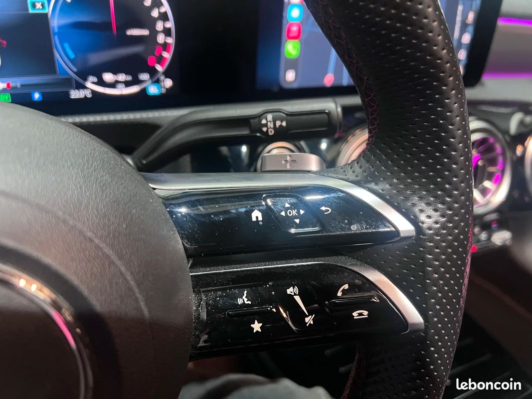 Mercedes-Benz CLASSE CLA 250e AMG Line - Suivi chez Mercedes - Full Options - Camera 360° - Carplay - Toit Ouvrant - Sieges avant Chauffants - Affichage tête haute (image 25)