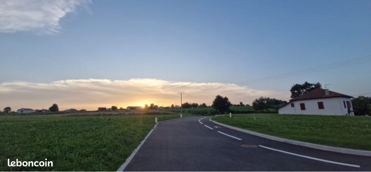 Terrain de 1000m2